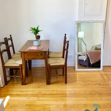 32 3 - Life Private Apartment, Bairro Alto * Lizbona