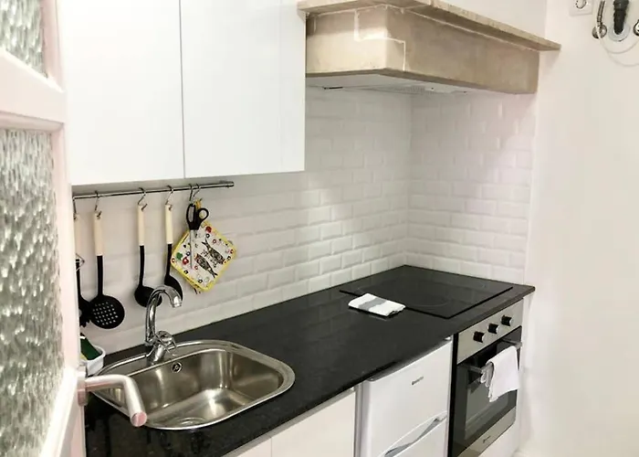 32 3 - Life Private Apartment, Bairro Alto شقة Lisboa
